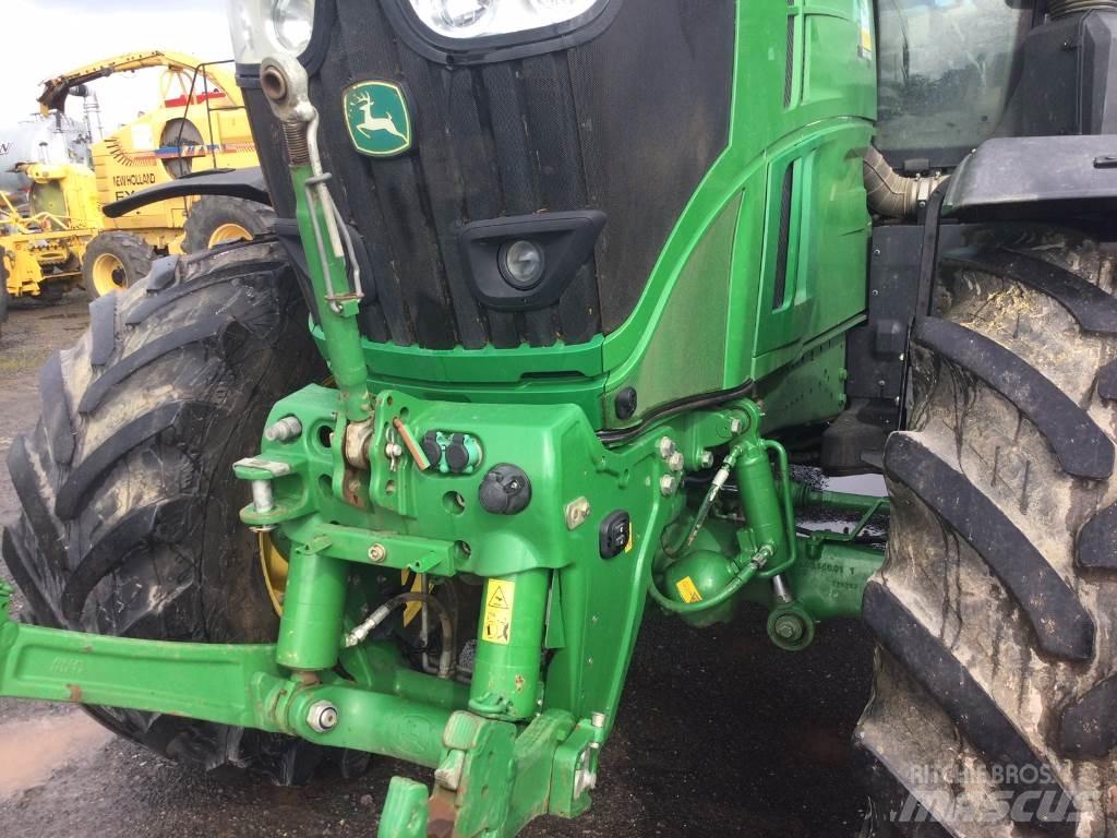 John Deere 6250R Traktoren