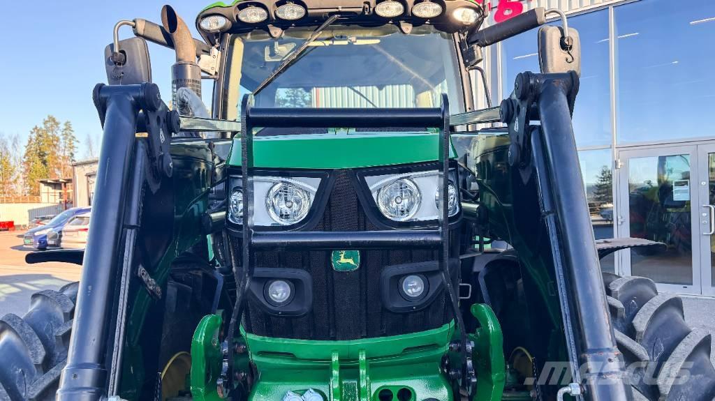 John Deere 6125 R Traktoren