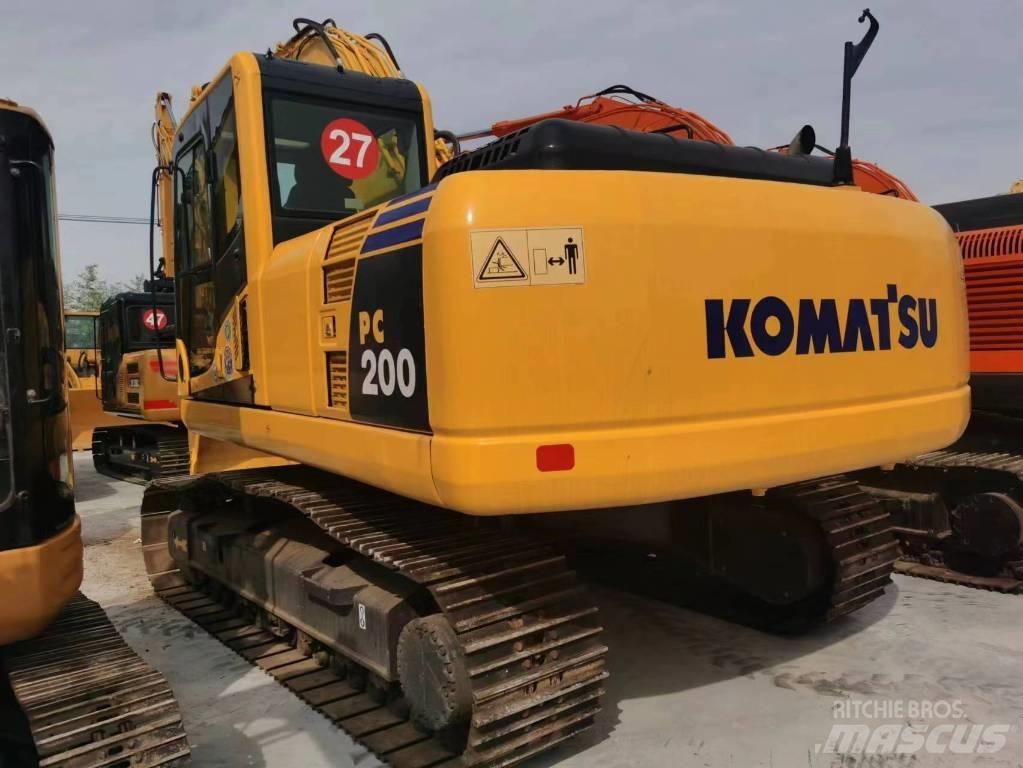 Komatsu PC 200-8 Raupenbagger
