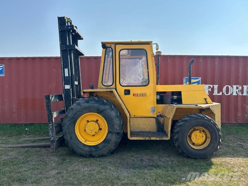 Sellick S80 Geländestapler