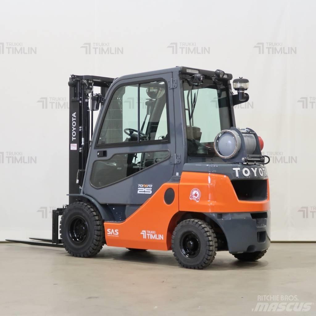 Toyota 02-8FGF25 Gas Stapler