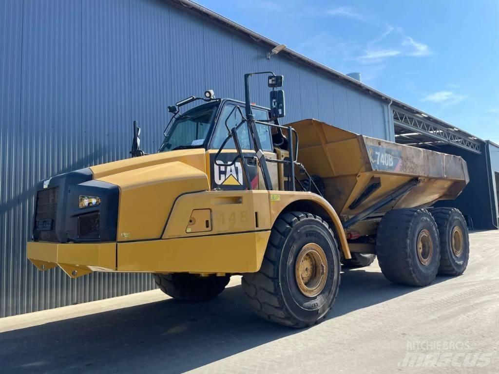 CAT 740 B Dumper - Knickgelenk