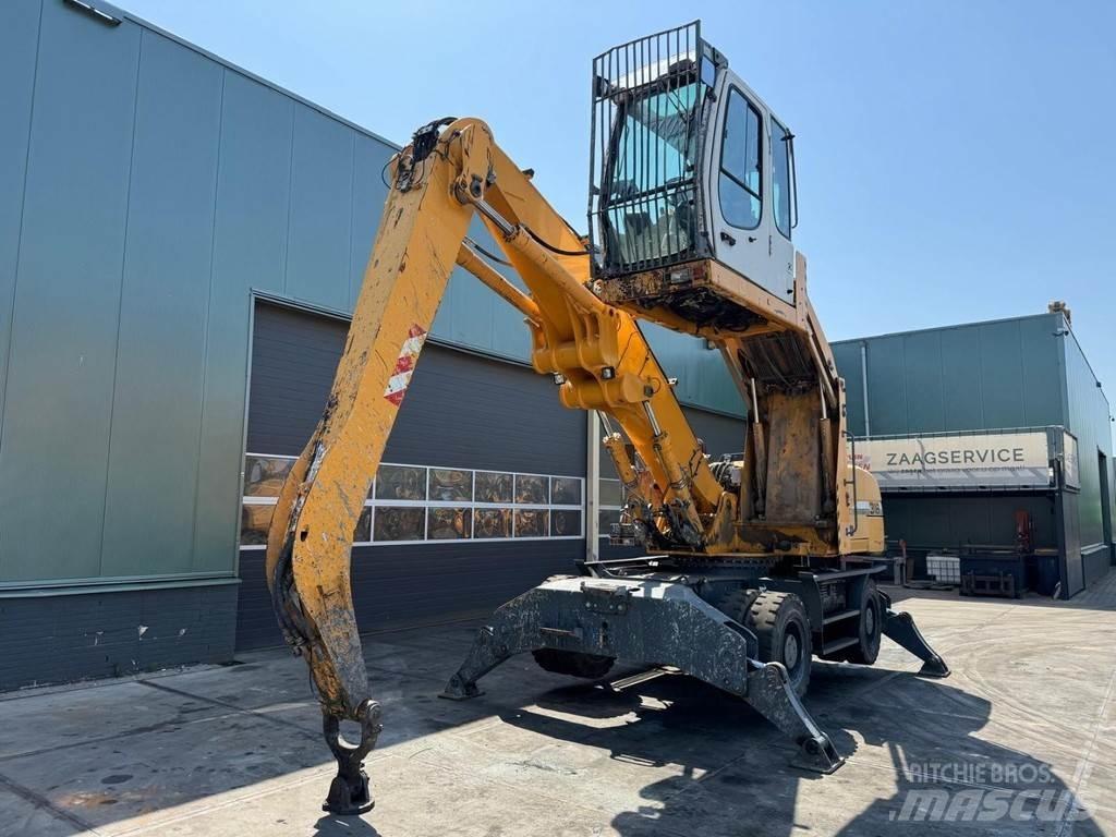 Liebherr A 316 Materialumschlag