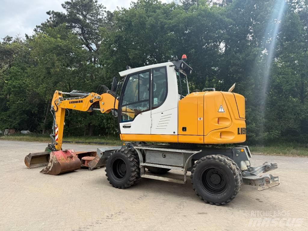 Liebherr A 910 Comp Mobilbagger