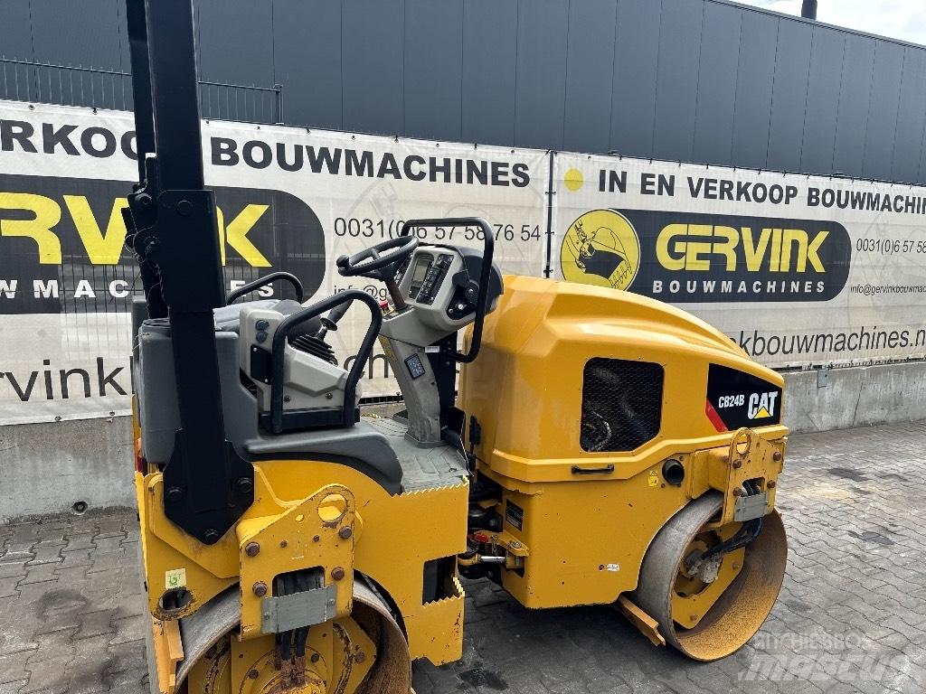 CAT CB 24 B Tandemwalzen