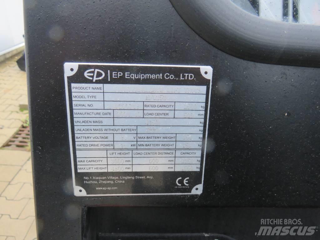EP EFL252 Elektro Stapler