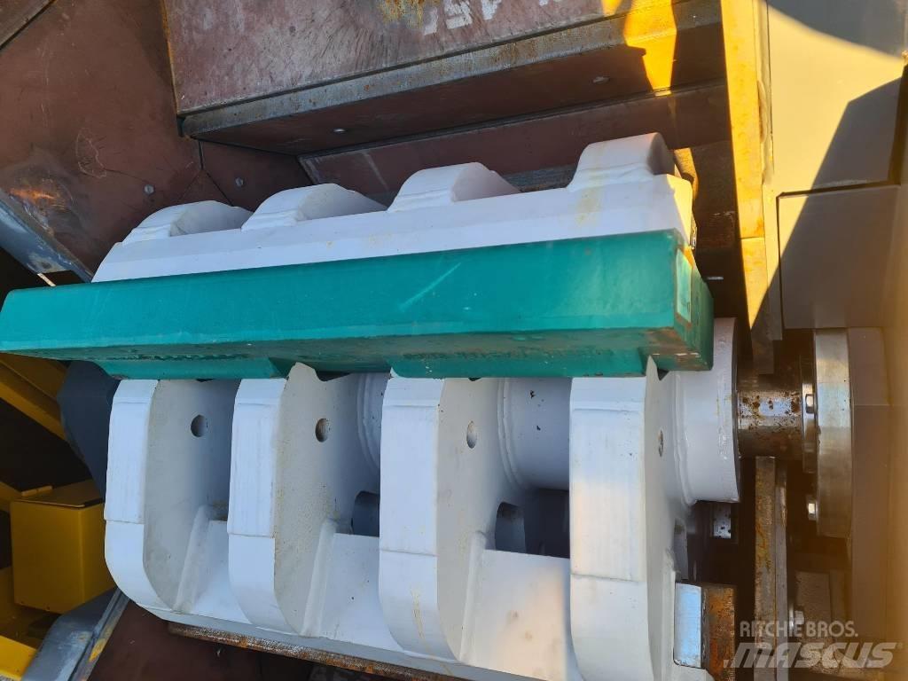 RUBBLEMASTER RM90GO Mobile Brecher