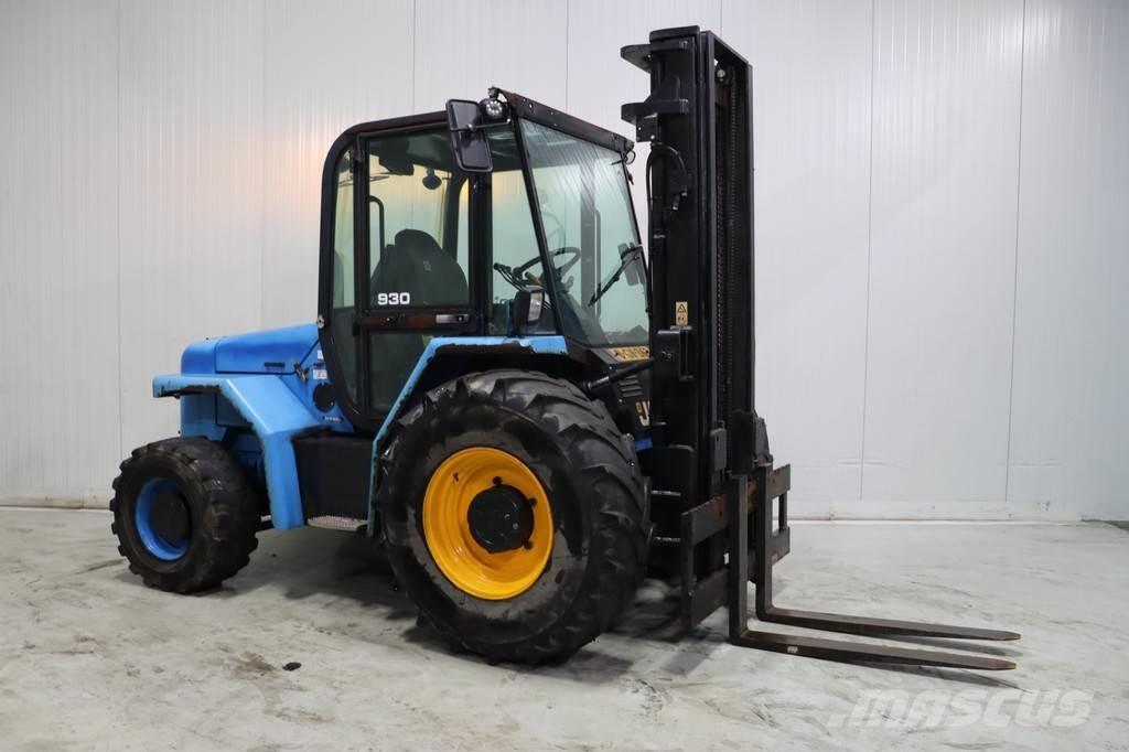 JCB 930-4 Diesel Stapler