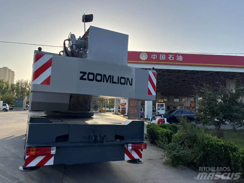 Zoomlion QY25V All-Terrain-Krane