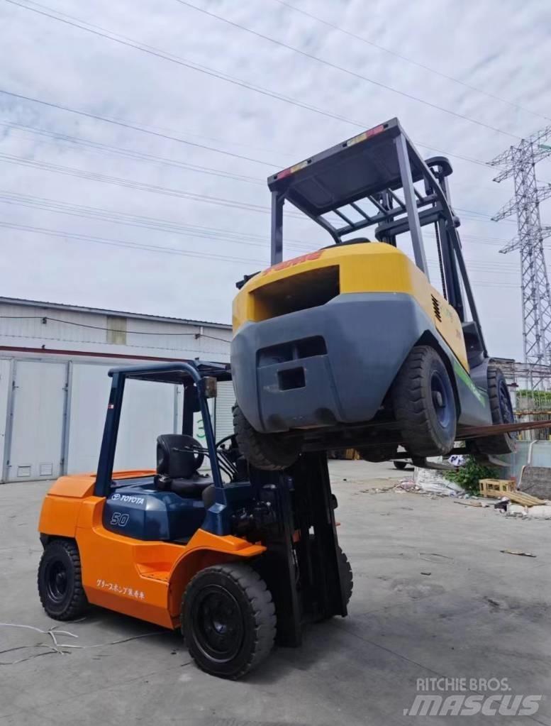 Toyota FD 50 Diesel Stapler