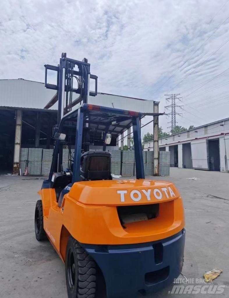 Toyota FD 50 Diesel Stapler