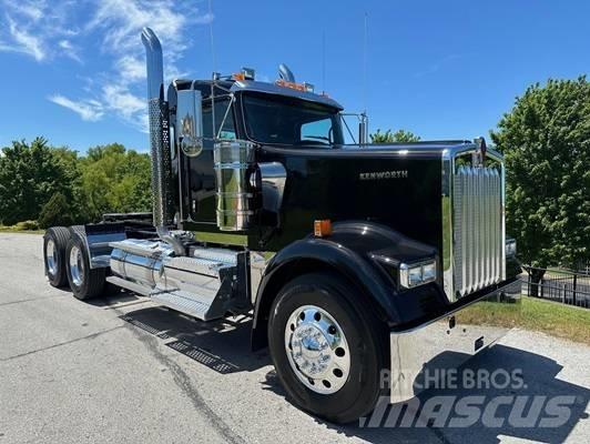 Kenworth W 900 Sattelzugmaschinen