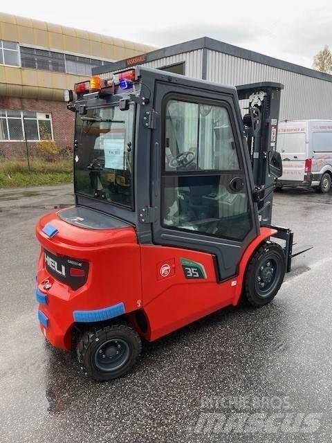 Heli CPD 35 Elektro Stapler