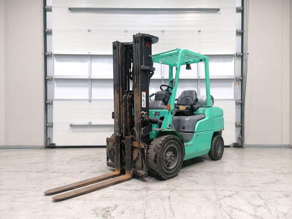 Mitsubishi FG35NT Gas Stapler