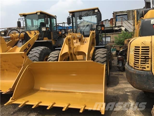 SEM 630B Baggerlader