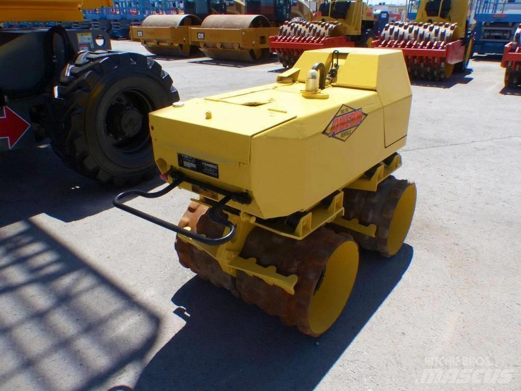 Rammax P33/24 Erdbauwalzen