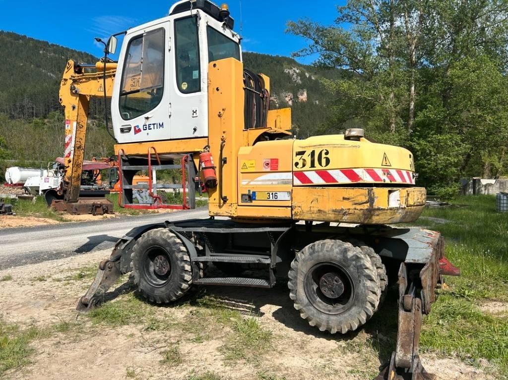 Liebherr A 316 Materialumschlag