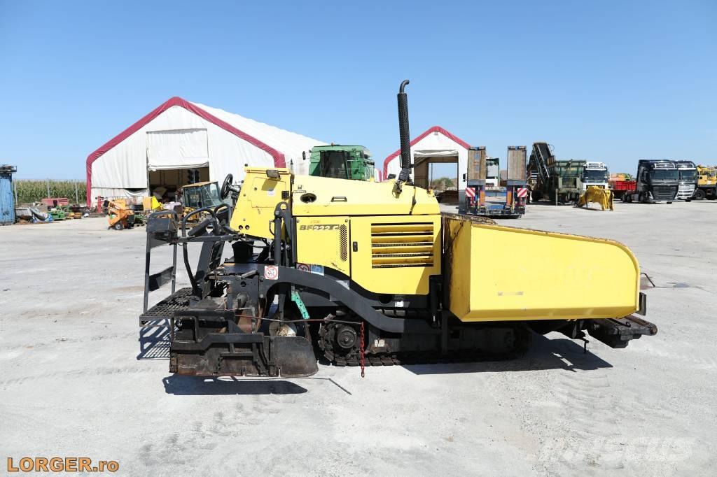 Bomag BF 222 C Strassenfertiger