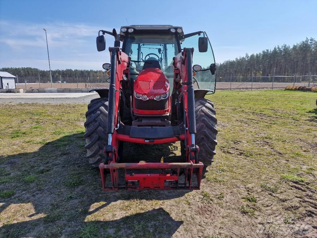 Massey Ferguson 5613 Traktoren