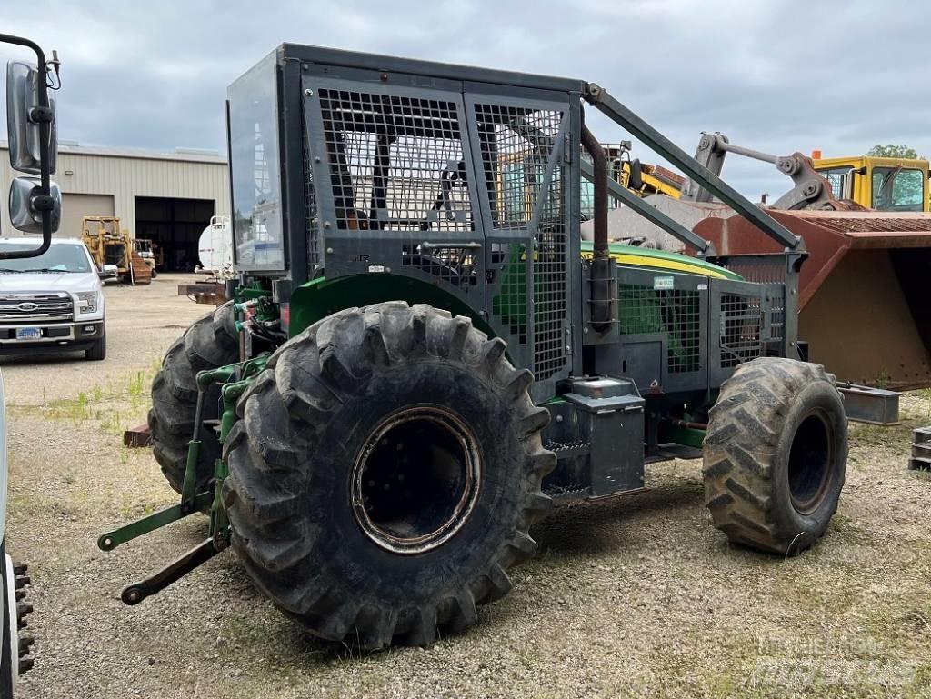 John Deere 5100 M Traktoren