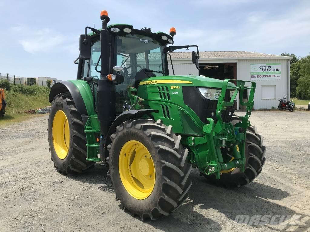 John Deere 6130 M Traktoren