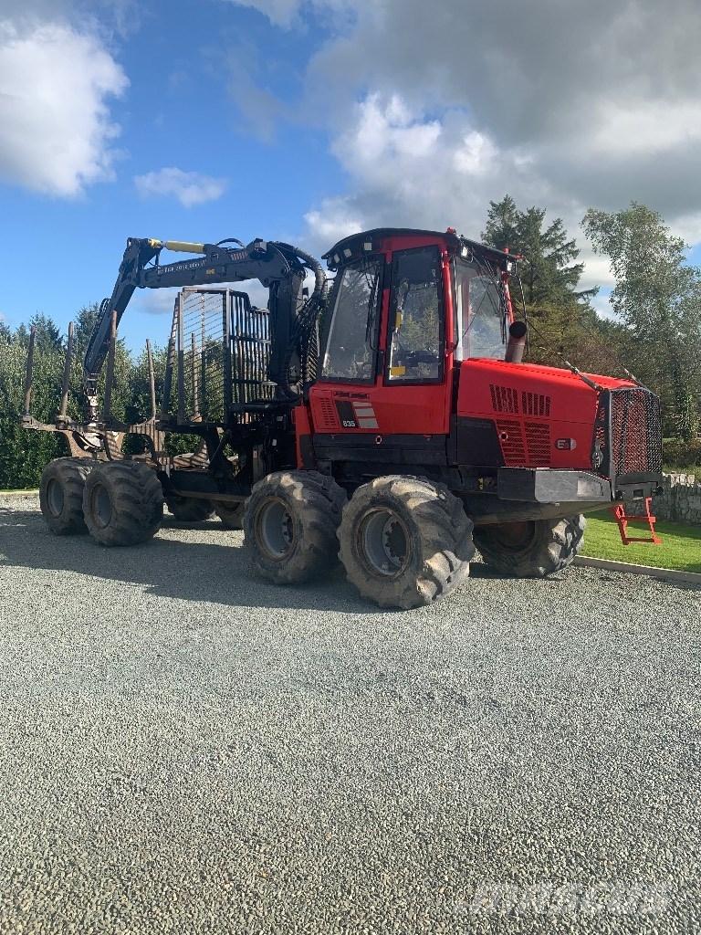 Komatsu 835 Forwarder