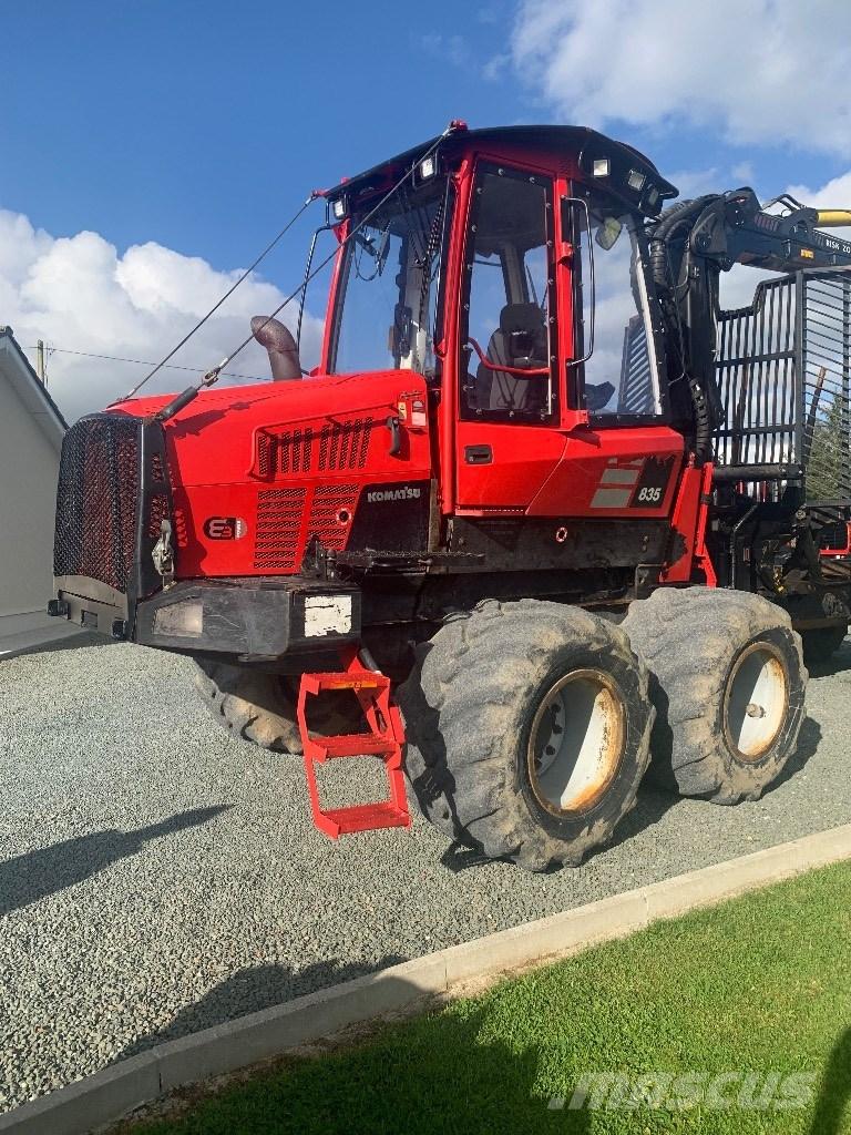 Komatsu 835 Forwarder