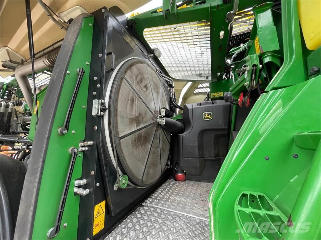 John Deere 9600i Feldhäcksler