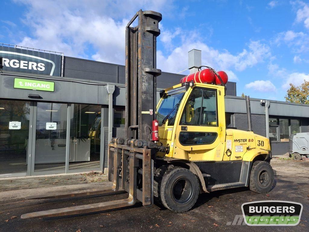 Hyster H8.0FT-9 Gas Stapler