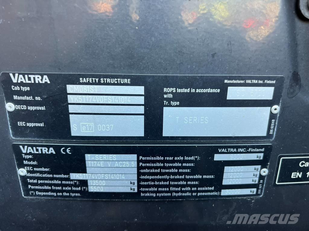 Valtra T 174 Versu Traktoren