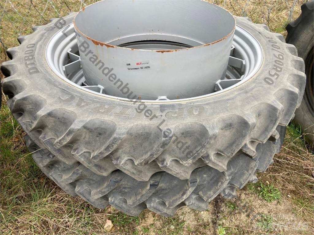Goodyear 300/90R50 Andere Landmaschinen