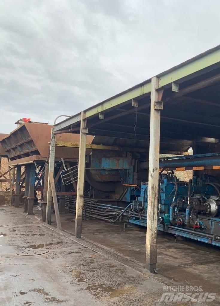 Taurus TS852 Ballenpressen