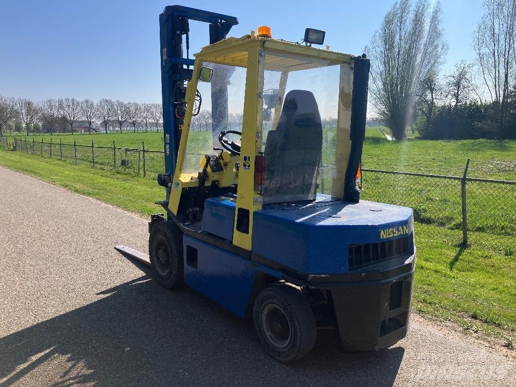 Nissan Heftruck Diesel Stapler