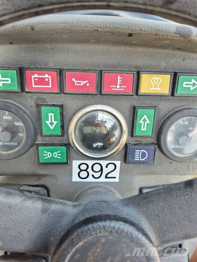 GiANT V 452 T HD Minilader