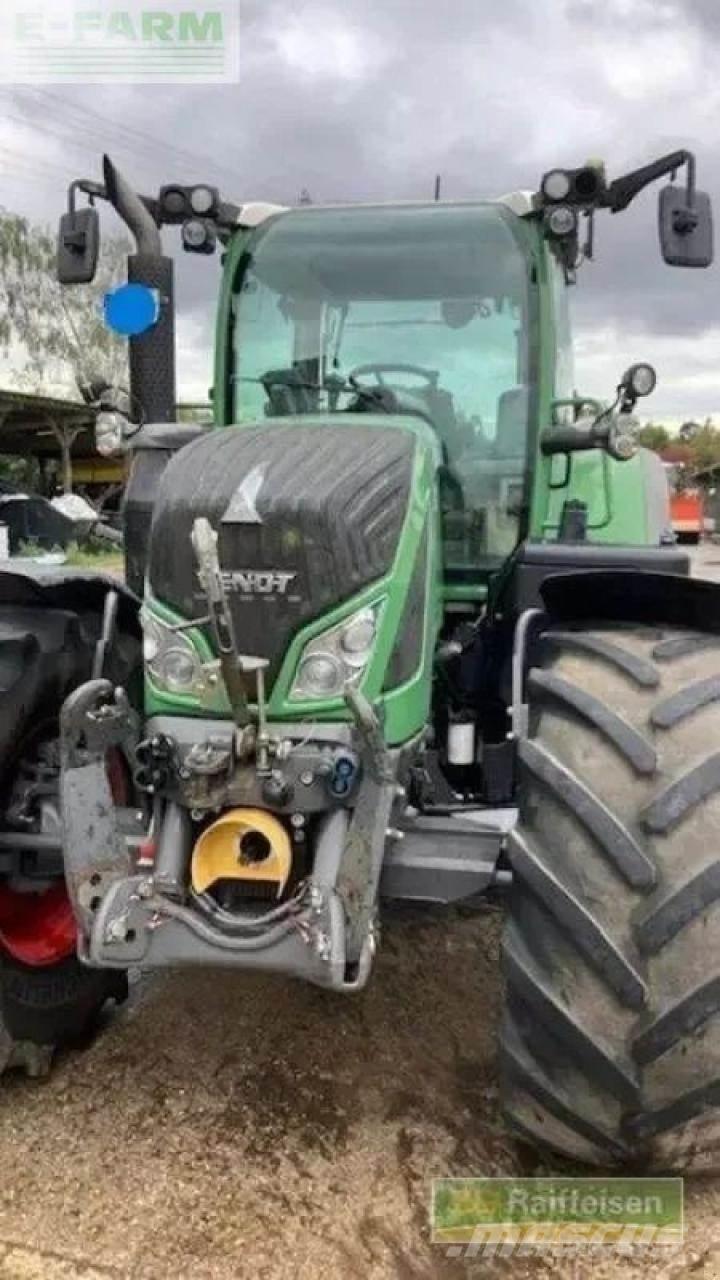 Fendt vario 724 Traktoren