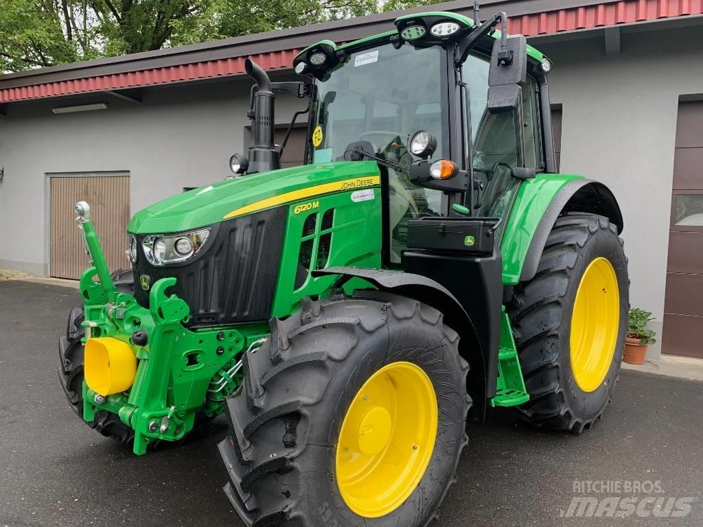 John Deere 6120 M Traktoren