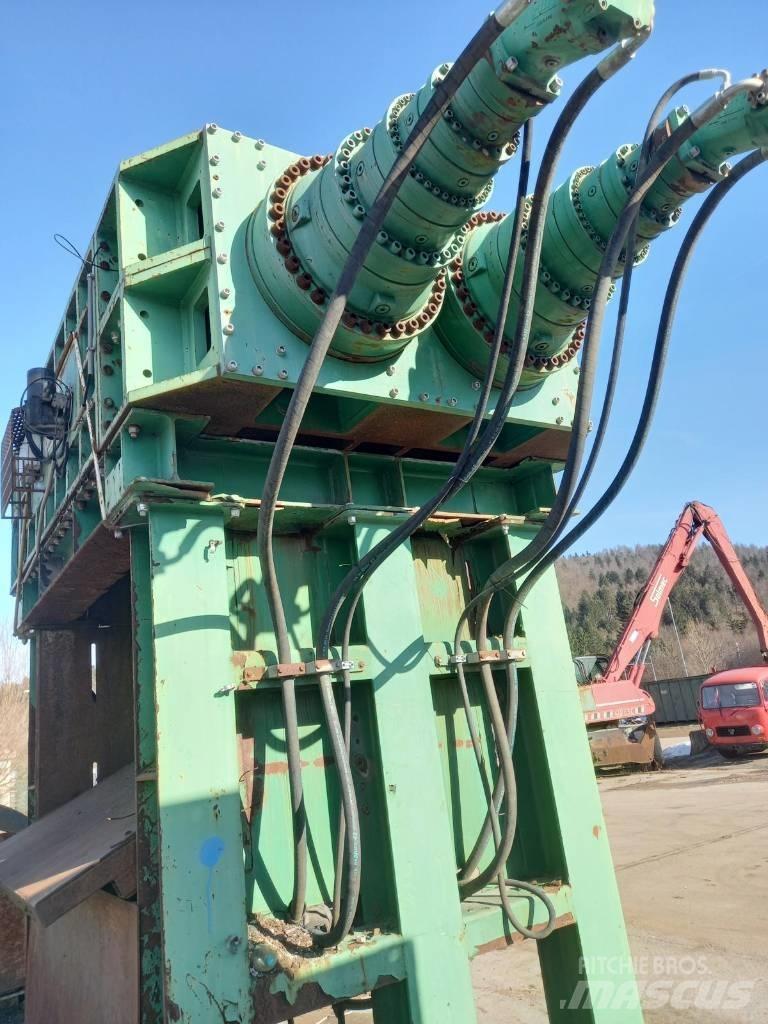 TPA GM2400 Schredder