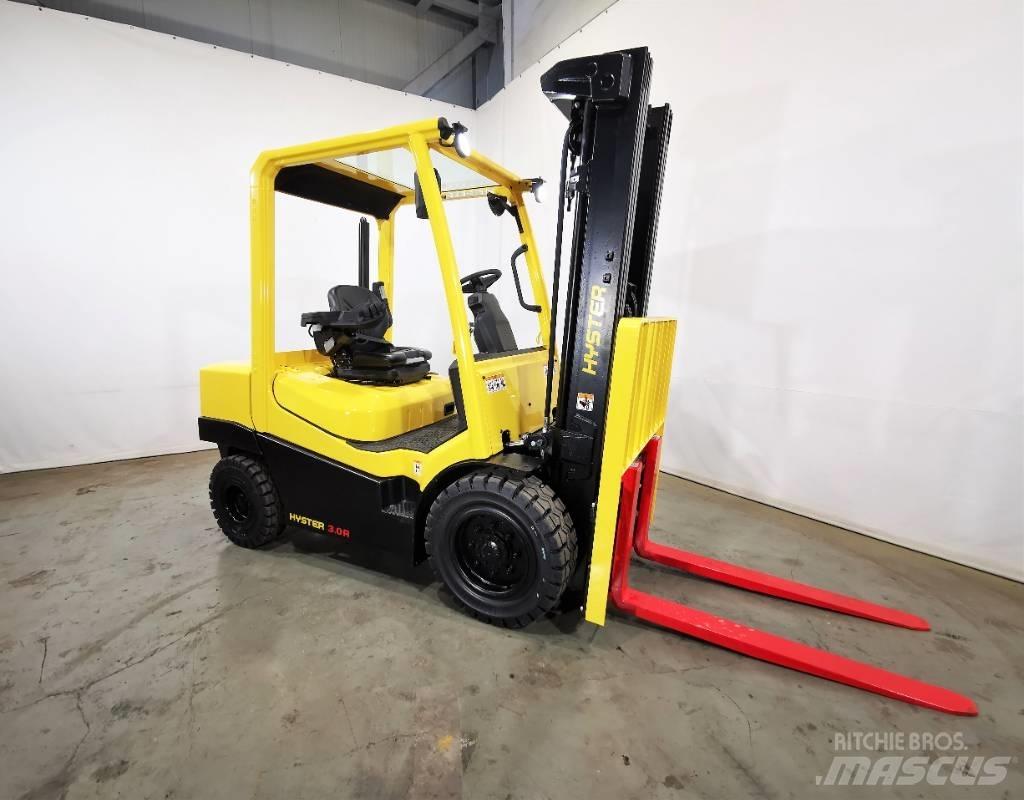 Hyster H3.0A Diesel Stapler
