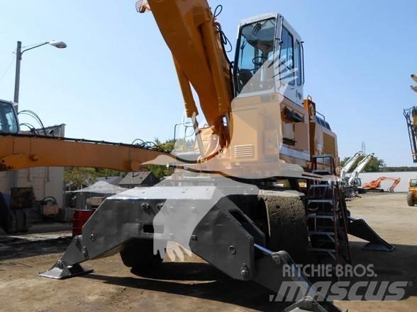 Liebherr A954B Materialumschlag
