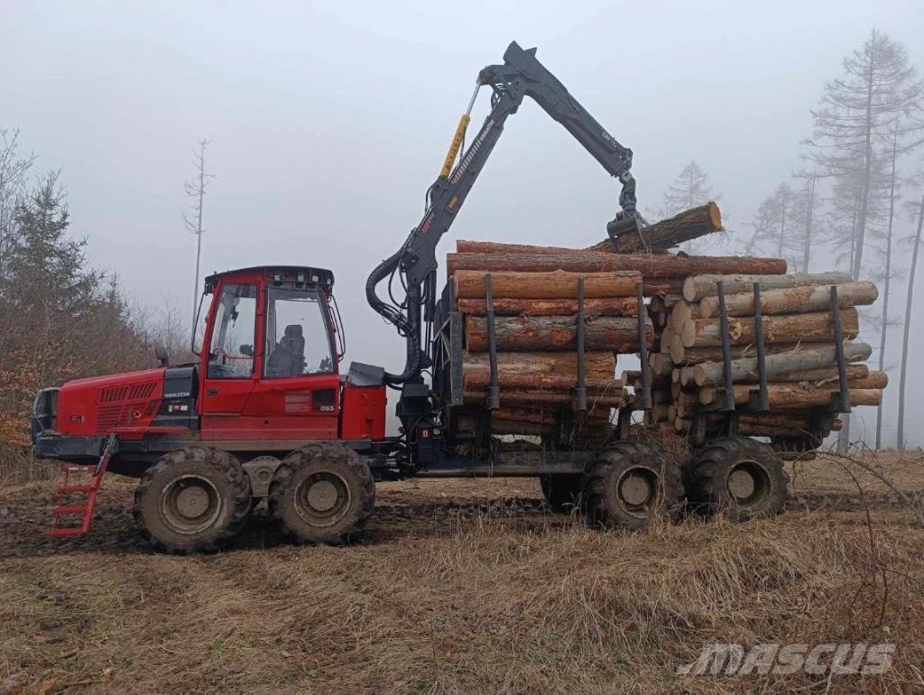 Komatsu 865 Forwarder