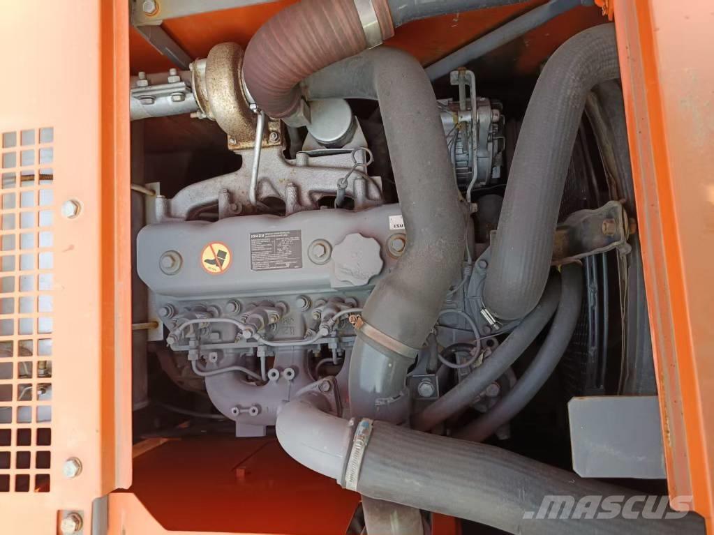 Hitachi ZX 135 Raupenbagger