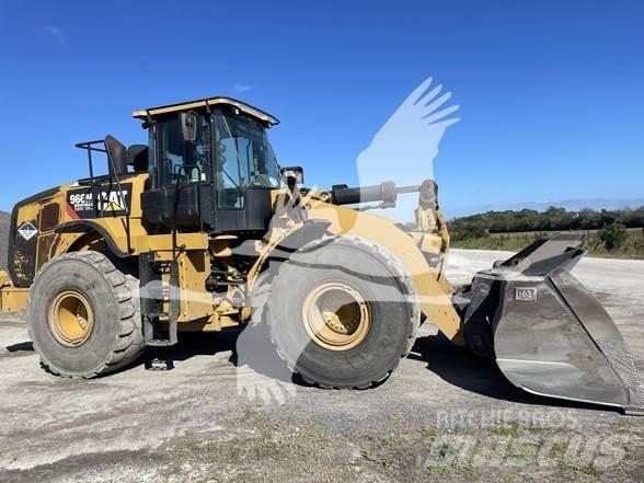 CAT 966M Radlader