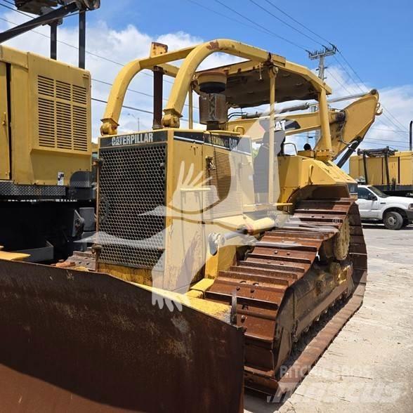 CAT D6M Bulldozer