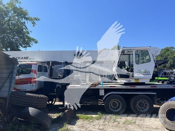 Sterling L9500 Sonstige Baumaschinen