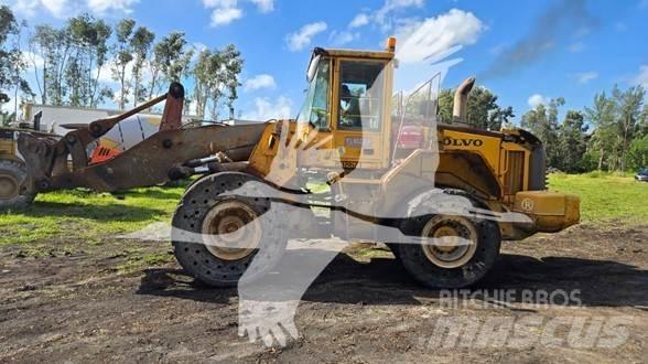 Volvo L120E Radlader