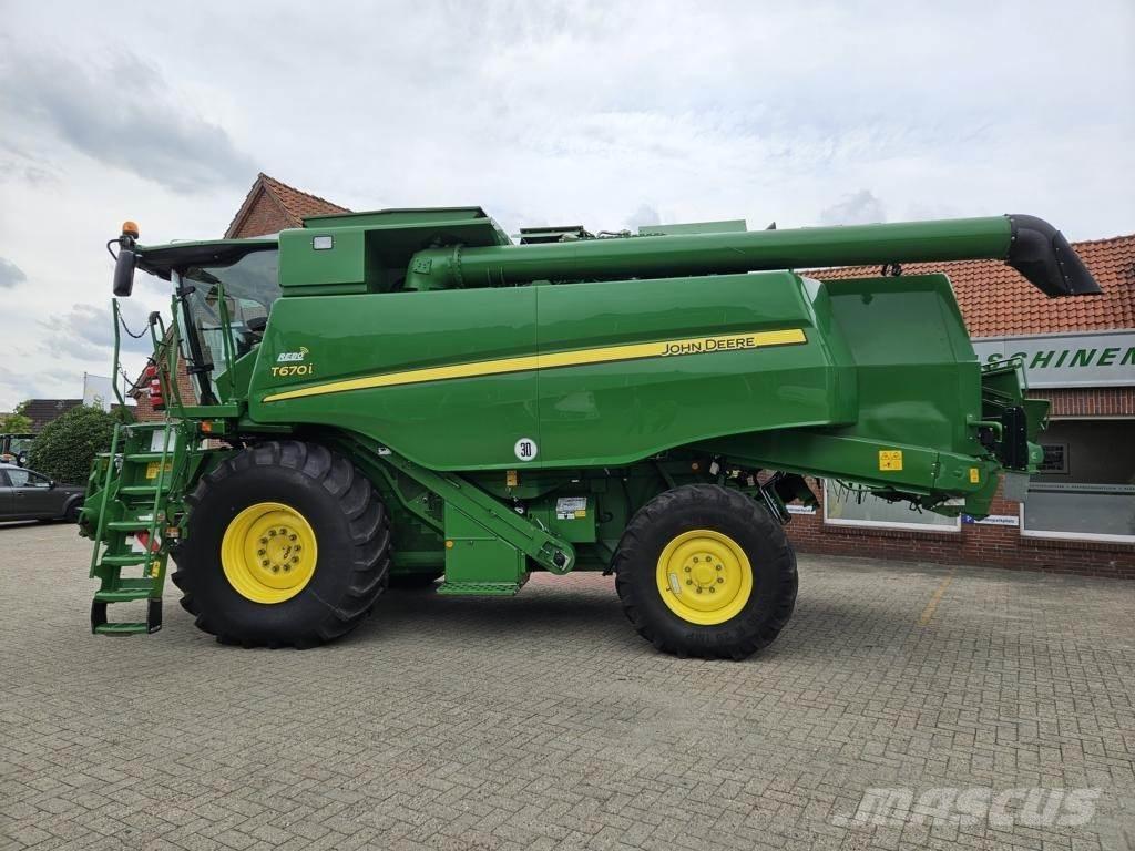 John Deere T660 Mähdrescher