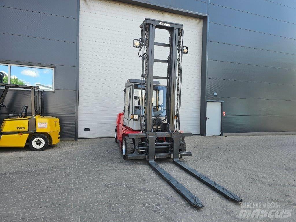 Kalmar DCF80-9 Diesel Stapler