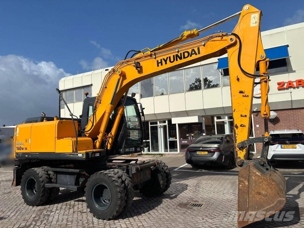 Hyundai 140W-7A Mobilbagger