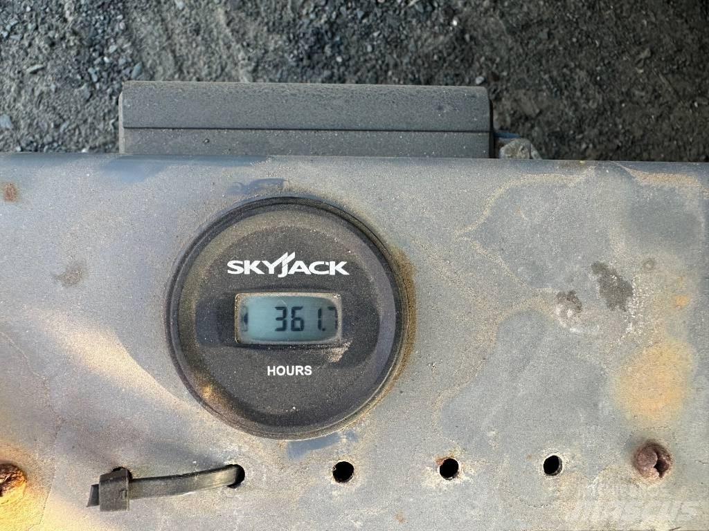 SkyJack SJ 4632 Scheren-Arbeitsbühnen