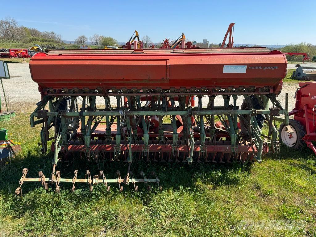 Kuhn NODET + HRB301 Drillmaschinenkombination
